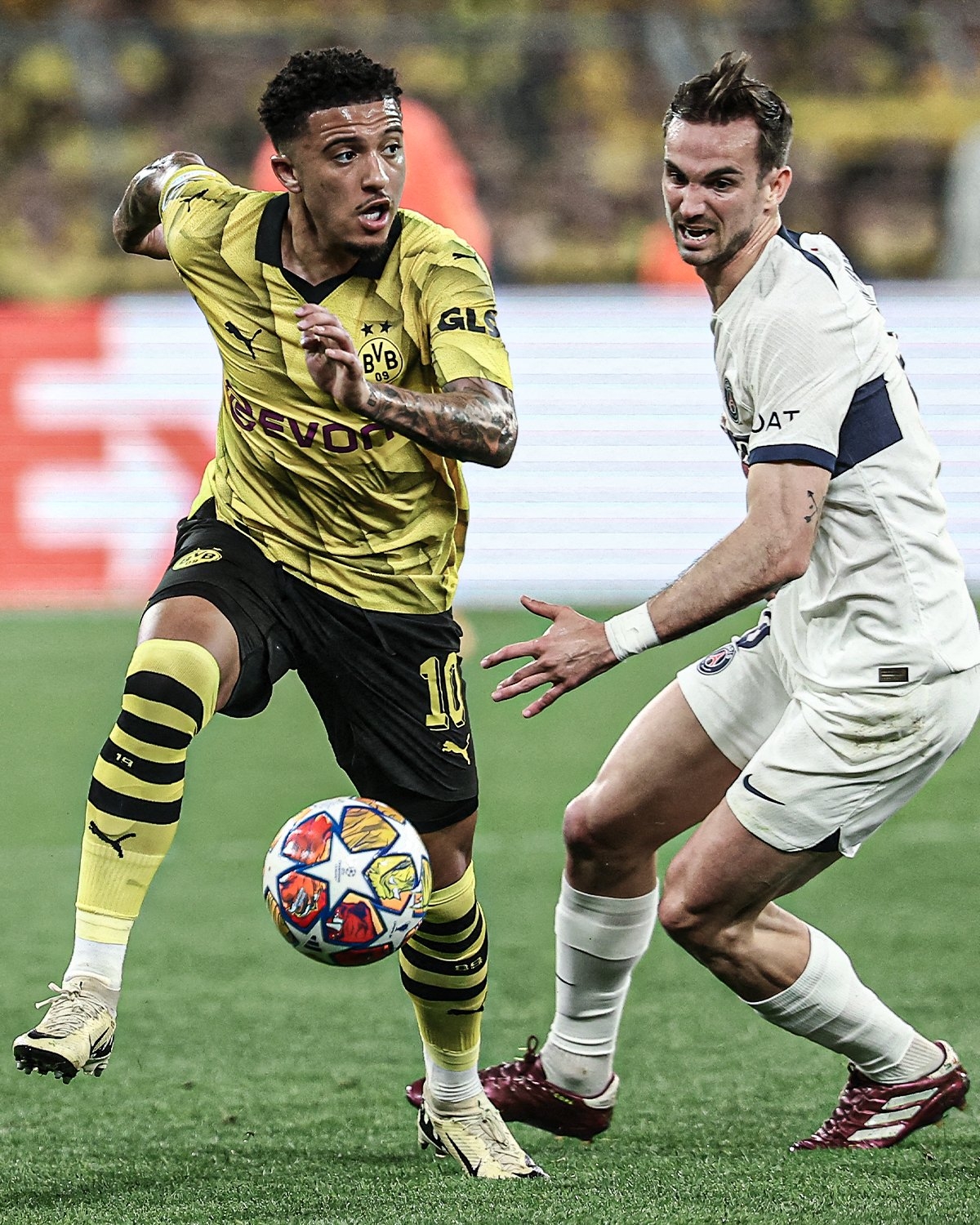 曼联碾压多特蒙德，迪马利亚惊艳世界