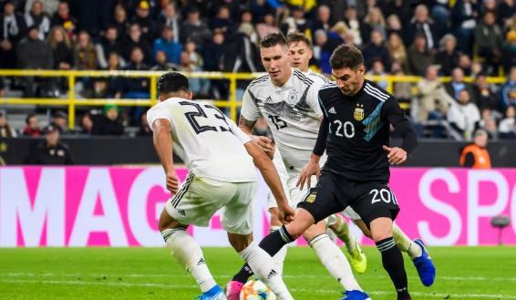 包含多特蒙德横扫瑞士,格纳布里扛起全队的词条 包含多特蒙德横扫瑞士,格纳布里扛起全队的词条