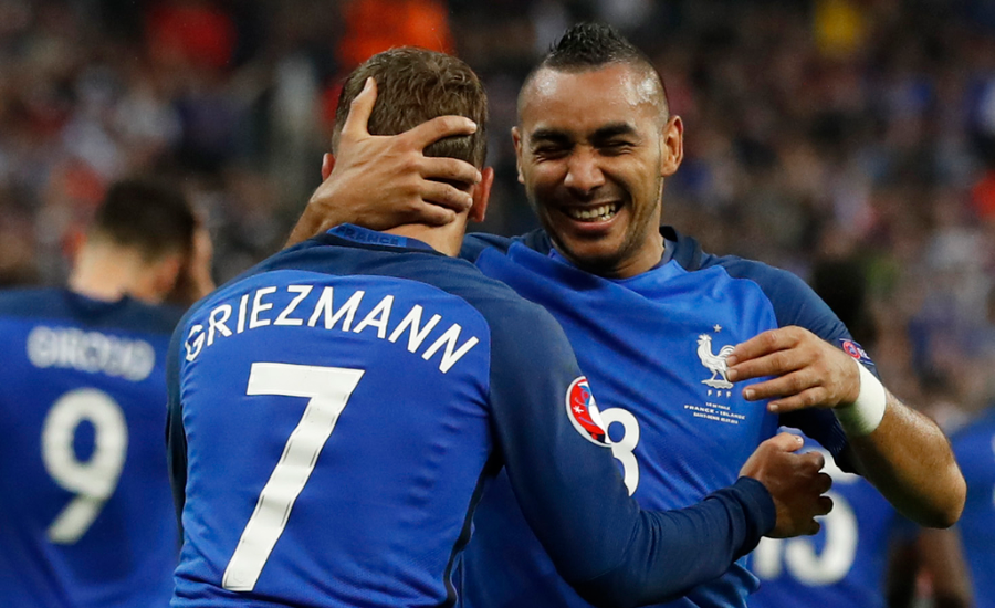 法国队险胜马来西亚队，黄鸭组合扛起全队