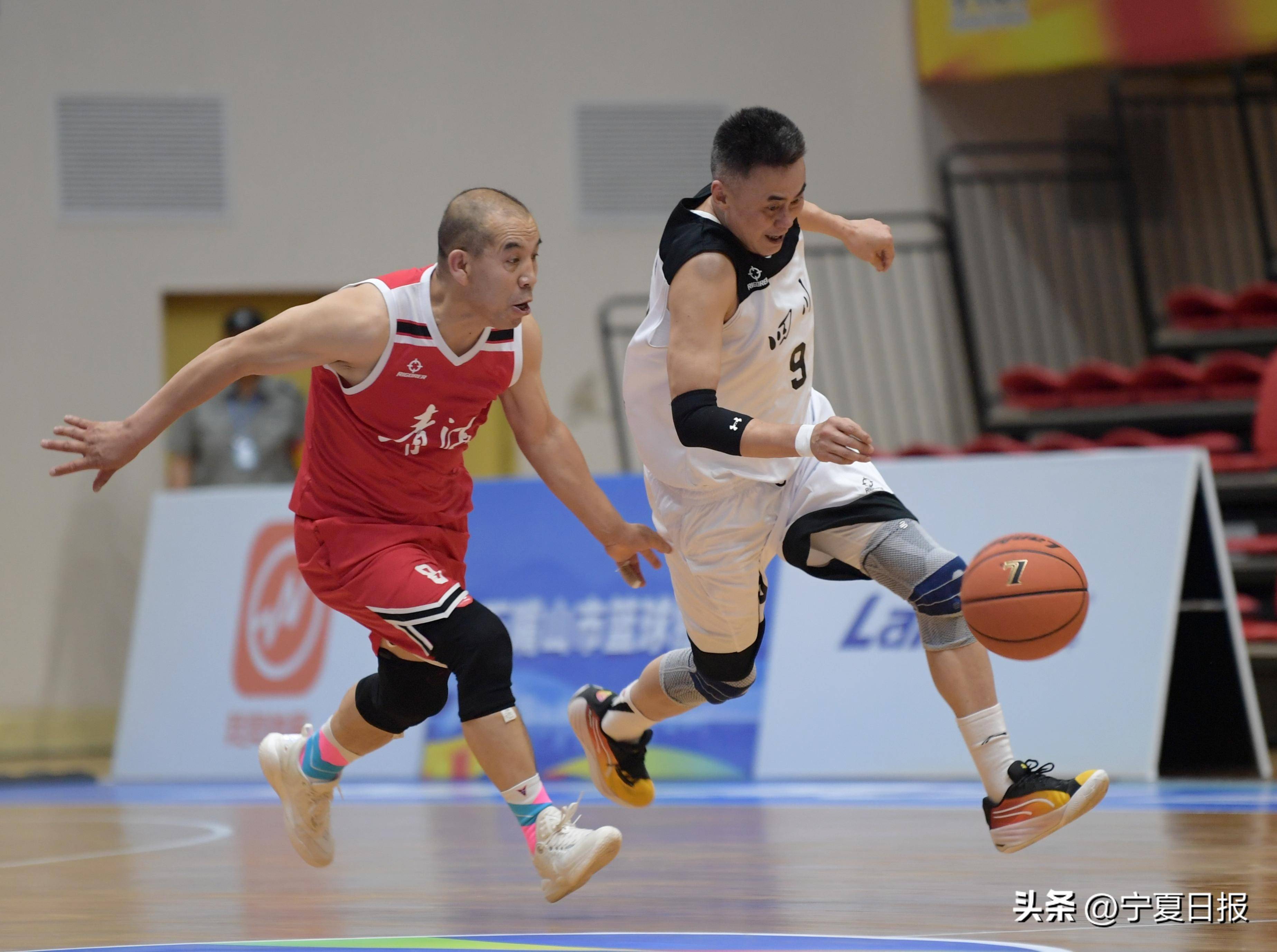 篮球职业联赛近况引发热议，球迷热情高涨