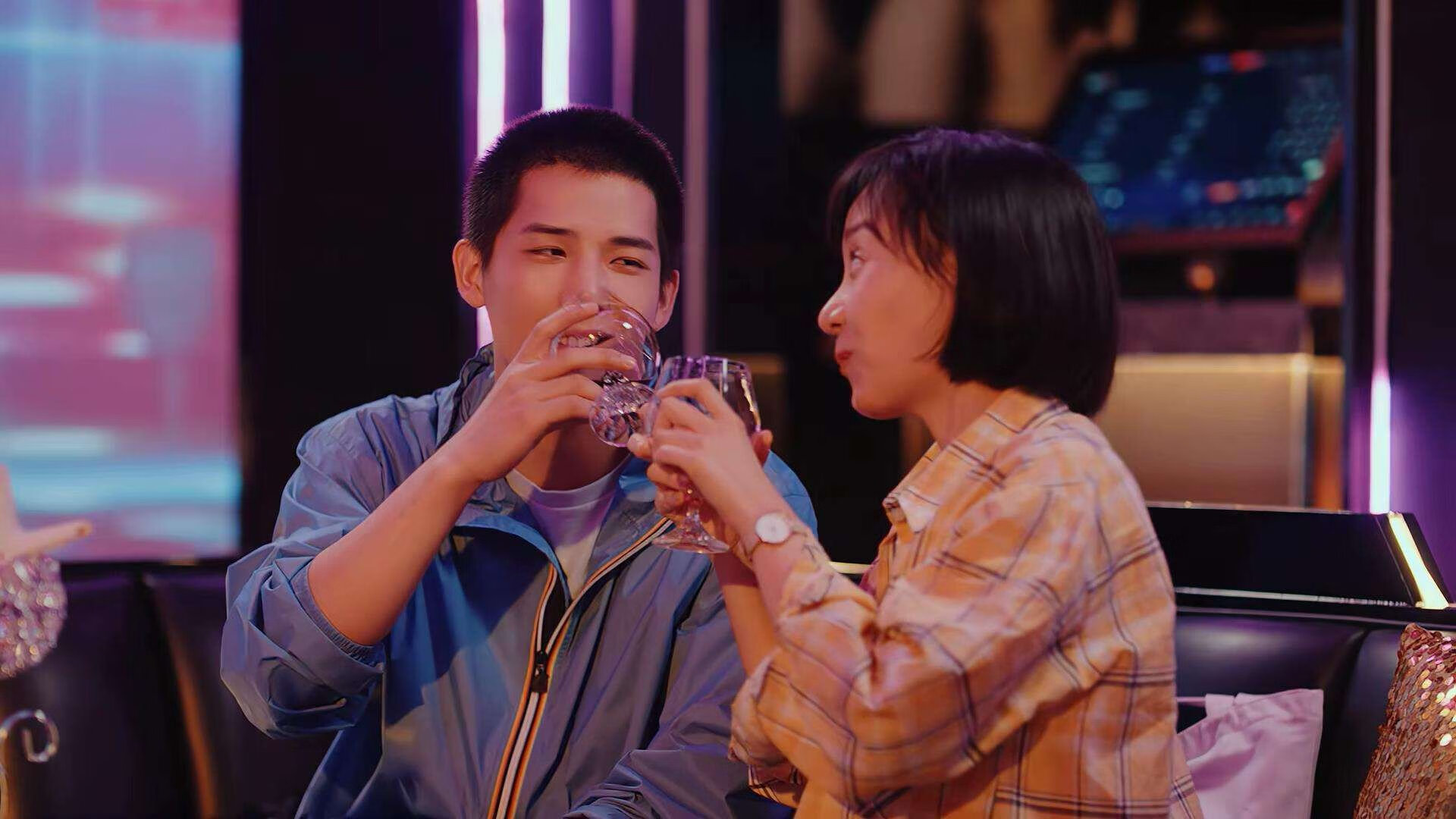 阿克闪电破局，美国铁壁连击，一场压制与反压制的足球启示录