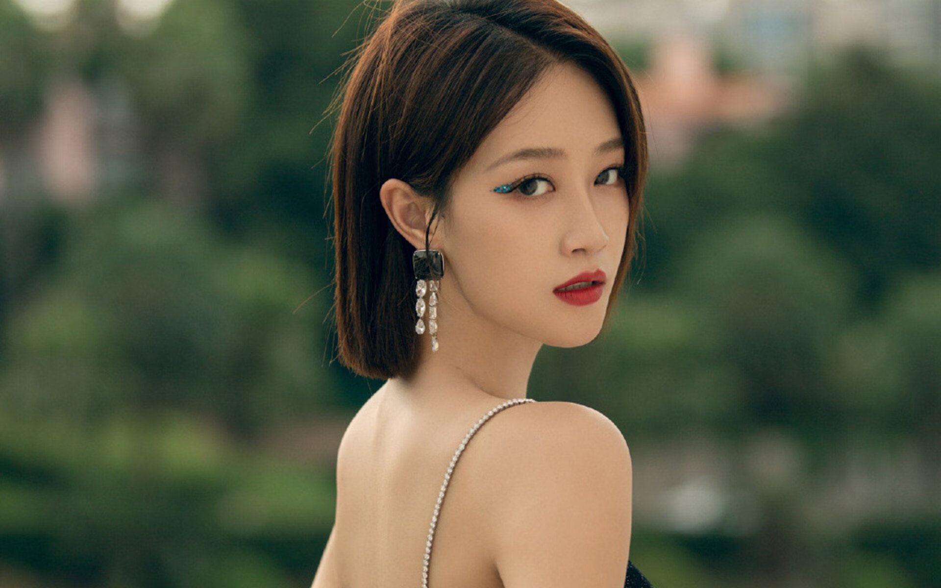 边缘人撕碎神话,托尼爆发背后的巴西精密战术革命