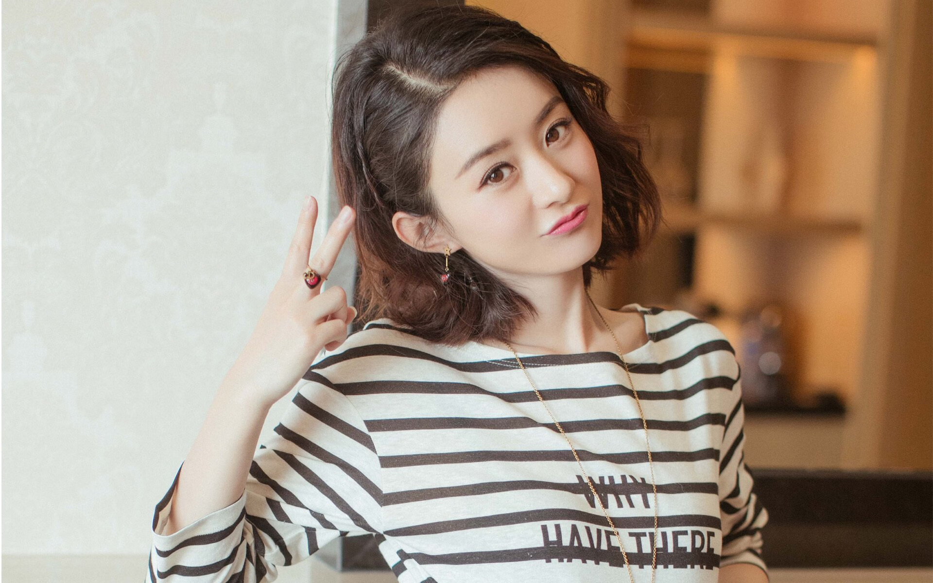 巨雷炸响，沙漠风暴席卷绿茵！楚阿梅尼大爆发，突尼斯闪电击碎威尔士红龙梦